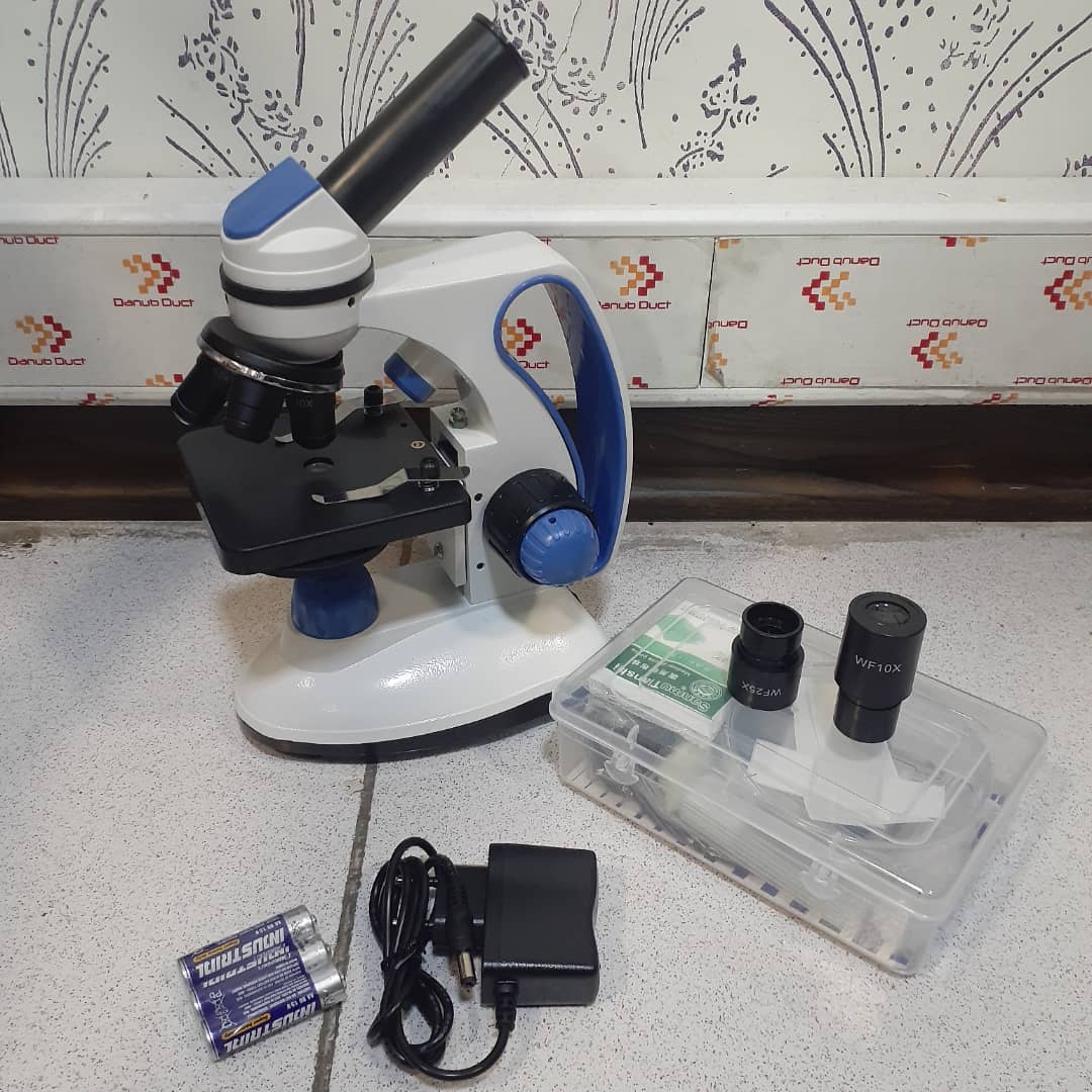 میکروسکوپ با ست تشریح 